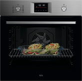 AEG Einbaubackofen – Serie 5 Ringheißluft: Gleichmäßige Garergebnisse auf 3 Ebenen – Pyrolyse Selbstreinigung – 25 Automatikprogramme – LED-Touchdisplay – Schnellaufheizung – Schwarz – BPE53516AB